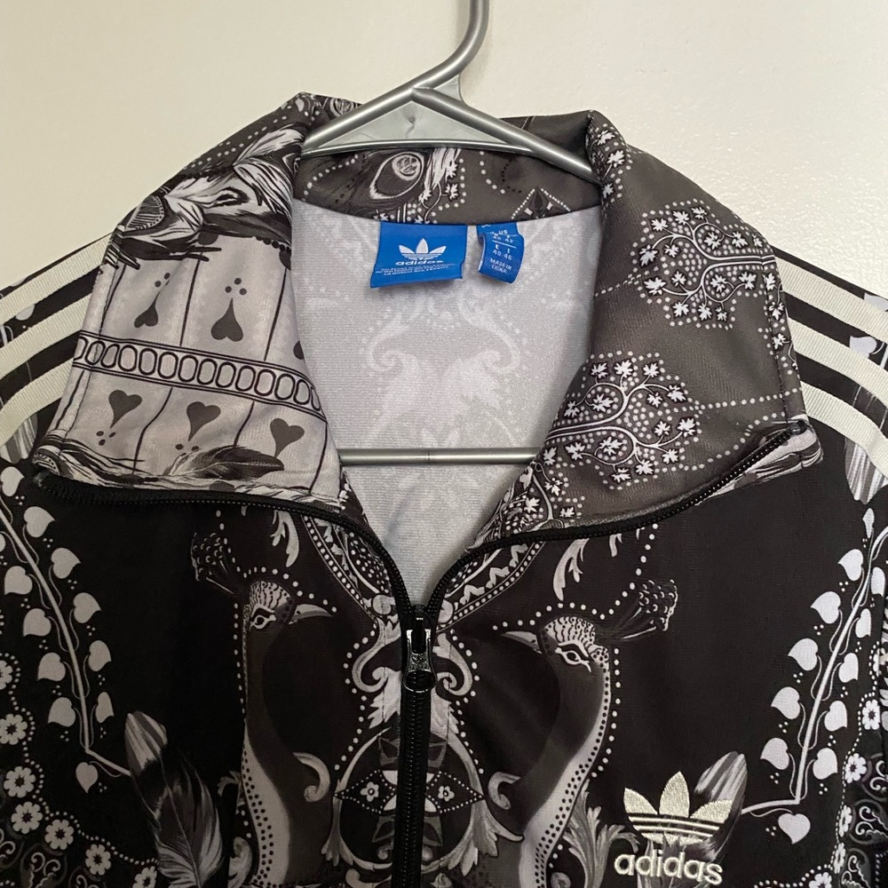 Adidas jacket - Picture 2 of 5